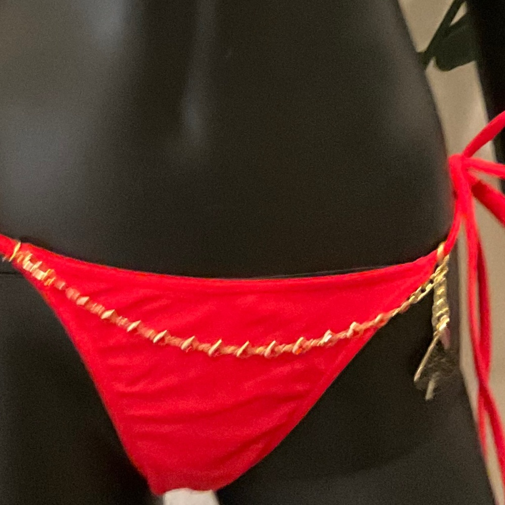 Charming Bikinis Poker Charm Belt! - Picture 3 of 4